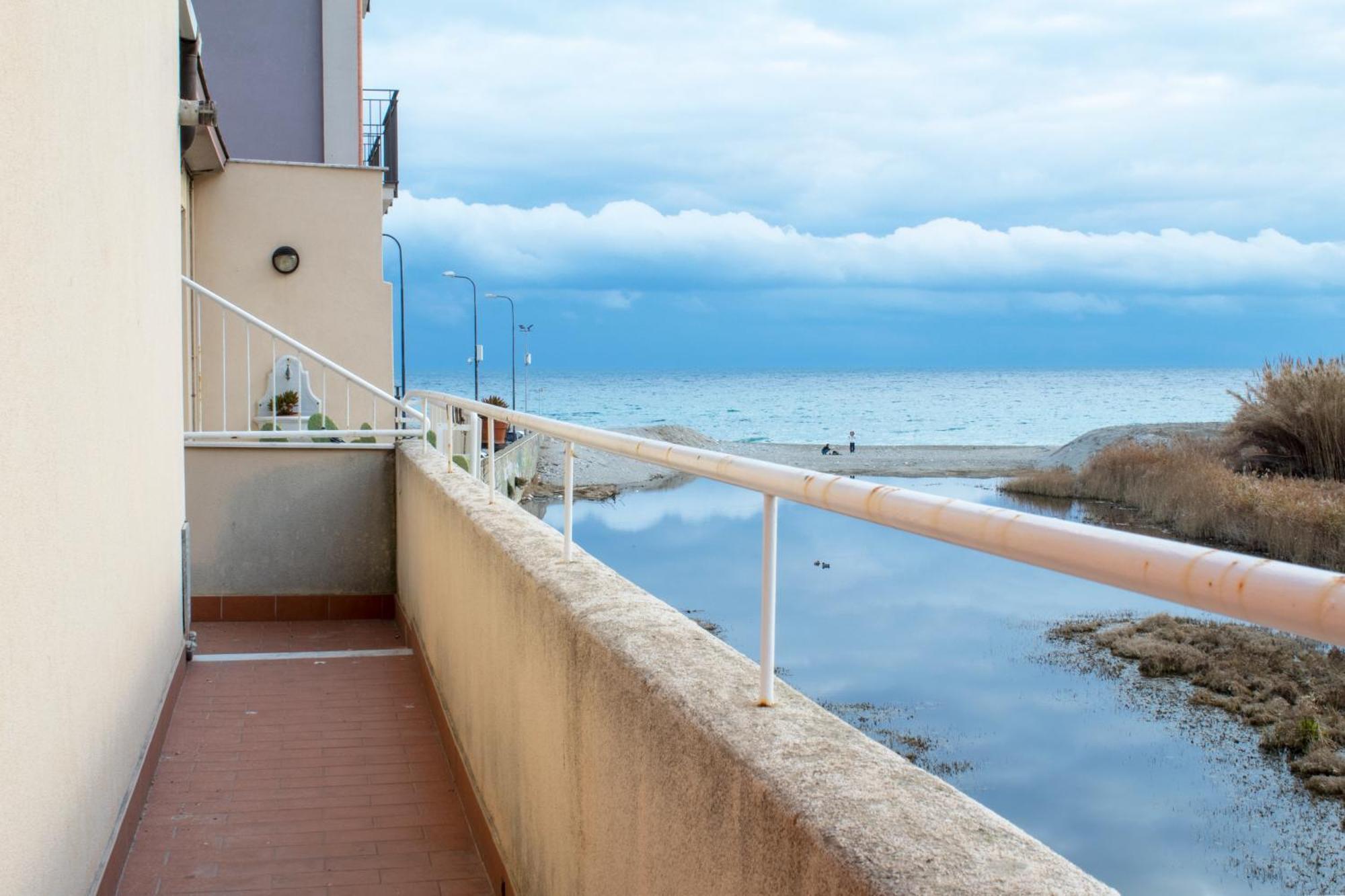 Апартаменти 100 Metri Dal Mare Relax A Due Passi Dal Centro Фінале-Лігуре Екстер'єр фото