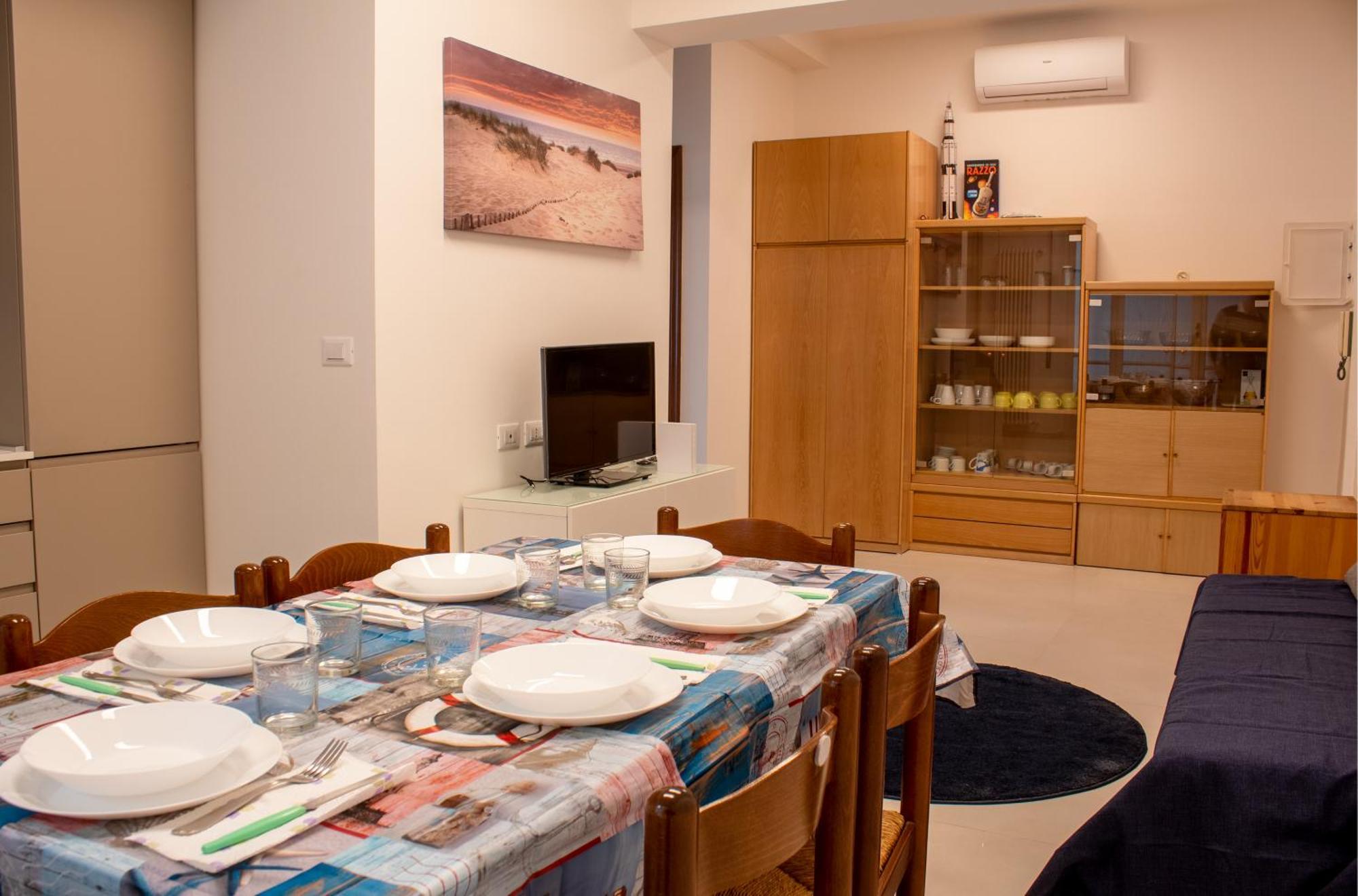 Апартаменти 100 Metri Dal Mare Relax A Due Passi Dal Centro Фінале-Лігуре Екстер'єр фото